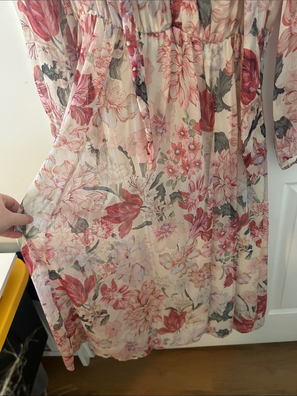 Zara Floral Long Sleeve Midi Dress in Cream and Pink - Picture 6 of 7